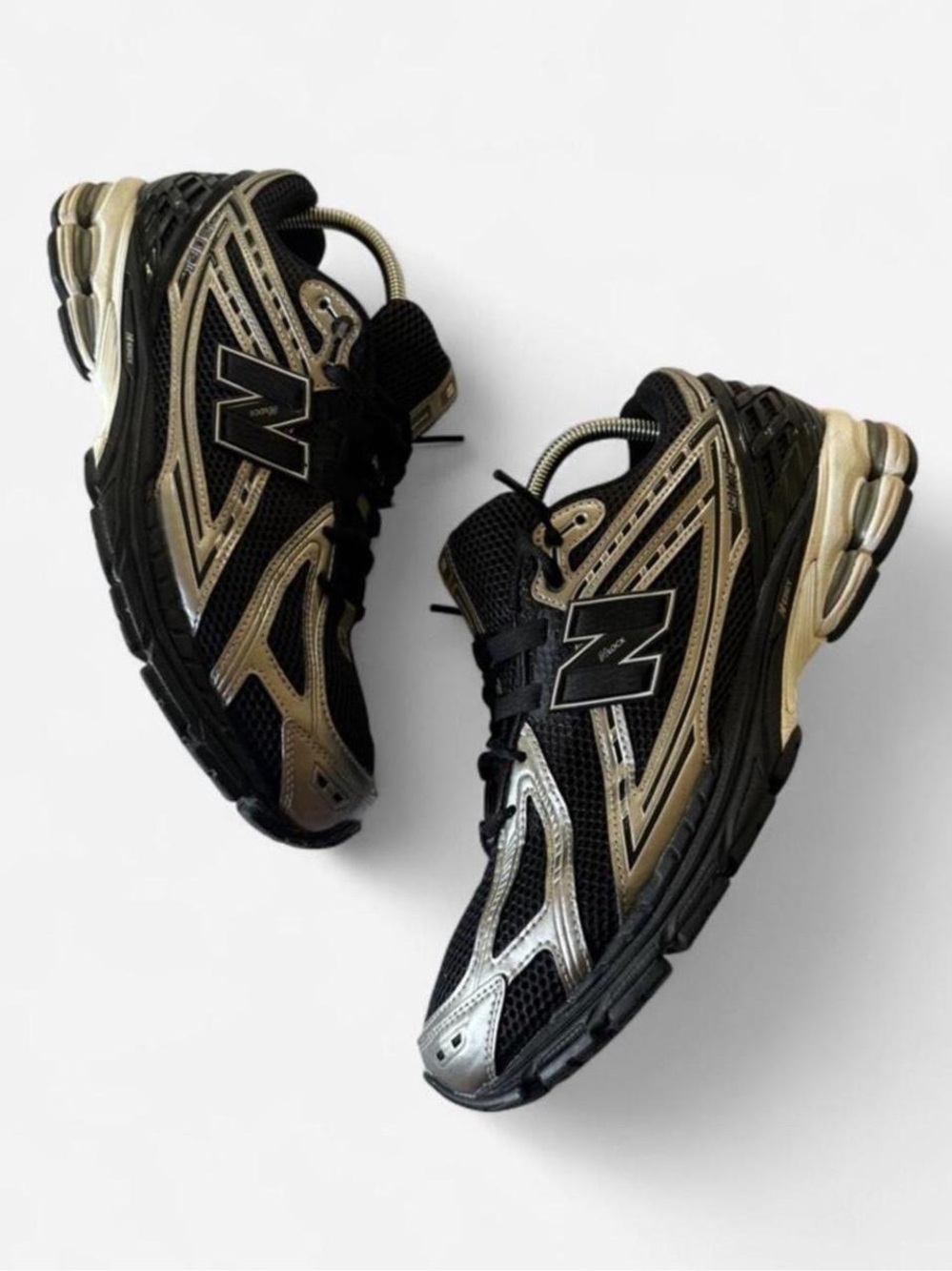 New Balance 1906R Black Silver Metallic Men's Size 12 Sneakers